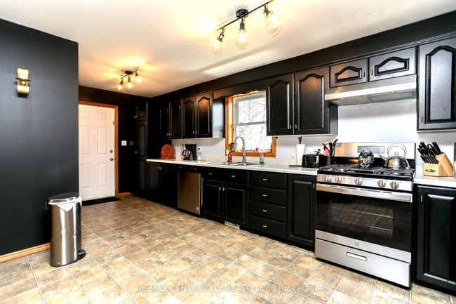 212 Queen St, House other with 4 bedrooms, 3 bathrooms and 6 parking in West Elgin ON | Image 18