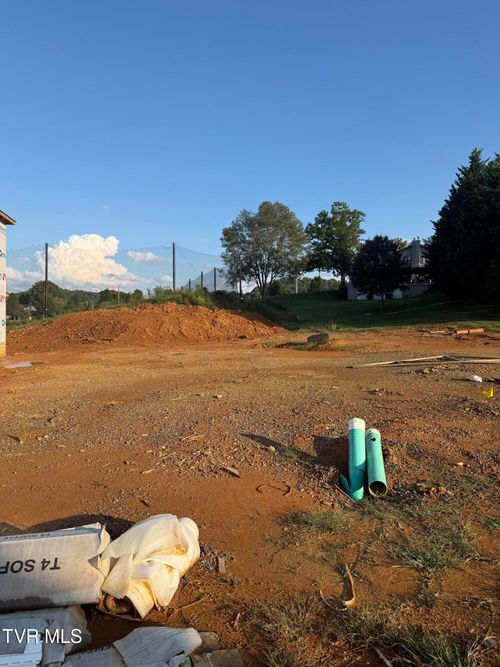 340 Monroe Dr, Bristol, TN, 37620 | Card Image