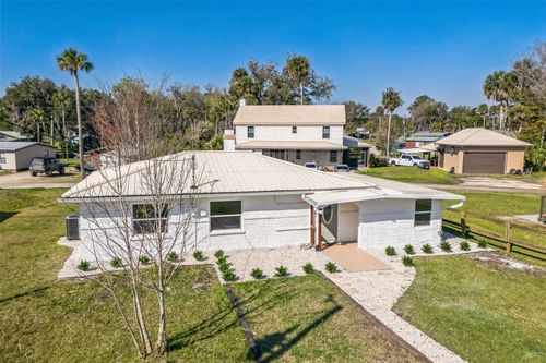 9400 Ne 307th Ct, SALT SPRINGS, FL, 32134-6564 | Card Image