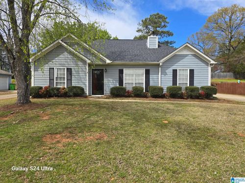 8332 Cahaba Crossing Cir, LEEDS, AL, 35094-7901 | Card Image