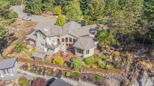 3380 Redden Rd, Nanoose Bay, BC, V9P9H4 | Card Image