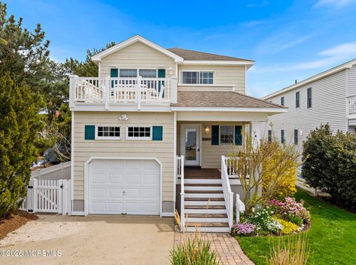 4 E Goldsborough Ave, Long Bch Twp, NJ, 08008-3726 | Card Image