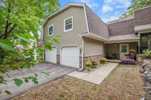 891 Hemlock Dr, Verona, WI, 53593-1614 | Card Image