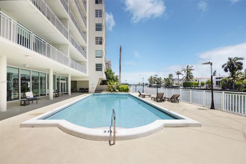 apt-4f-9500 W Bay Harbor Dr, Bay Harbor Islands, FL, 33154-2032 | Card Image