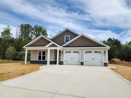 72 Carriage Homes Dr, Moneta, VA, 24121-6304 | Card Image