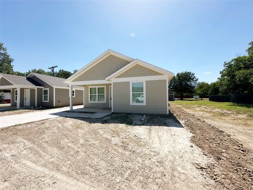 318 Sw 14th Ave, Mineral Wells, TX, 76067-5182 | Card Image