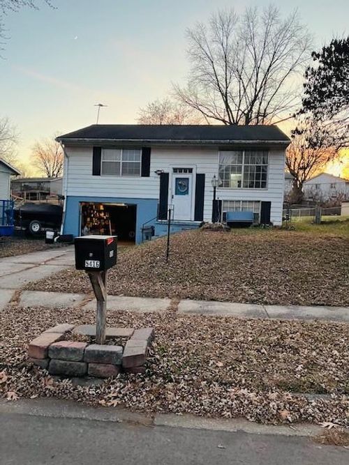 5416 University Ave, Saint Joseph, MO, 64503-2037 | Card Image