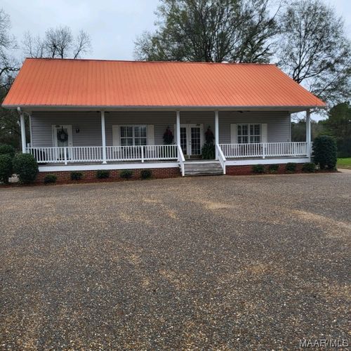 615 Cahaba Rd, Selma, AL, 36701-6422 | Card Image