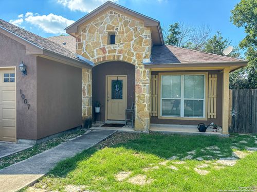 1003 Brown Rock Dr, New Braunfels, TX, 78130-2754 | Card Image
