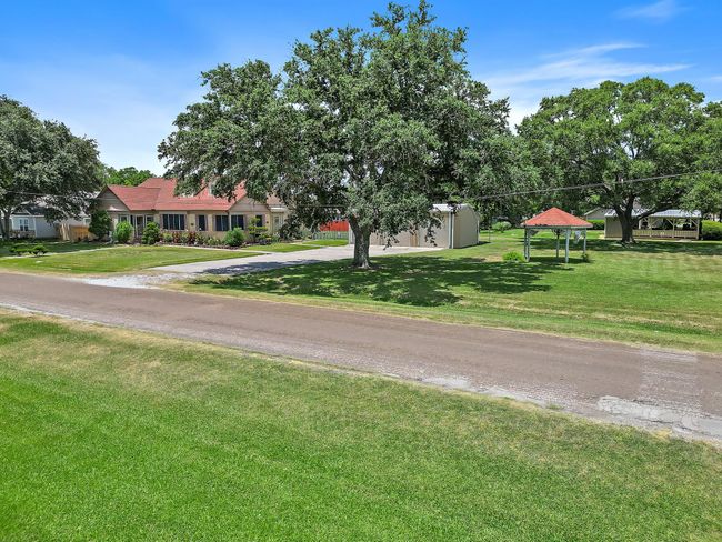 Another view of the spacious yard! | Image 30