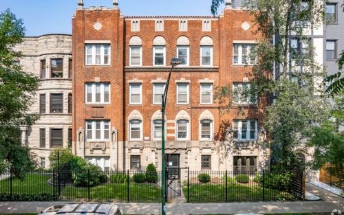 303-5710 Winthrop Ave, Chicago, IL, 60660-4363 | Card Image