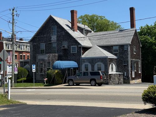 100 Court St, Plymouth, MA, 02360-3841 | Card Image