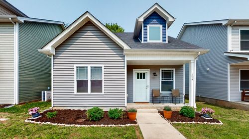 394 Martha Ln, Clarksville, TN, 37043-9800 | Card Image