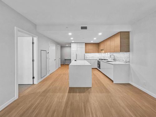 20XX Gilmore Ave, Burnaby, BC, V5C0N7 | Card Image