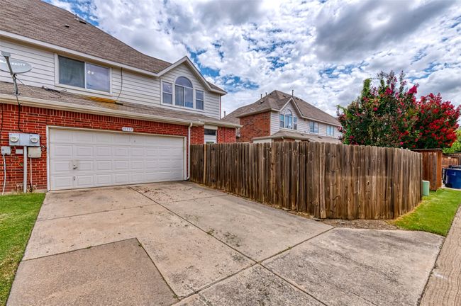11517 Chaucer Dr, House other with 3 bedrooms, 3 bathrooms and null parking in Frisco TX | Image 29
