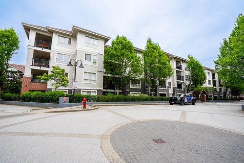 a213-8929 202 St, Langley, BC, V1M0B4 | Card Image