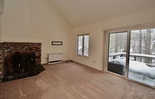 650 Marmot Ln, Condo with 2 bedrooms, 3 bathrooms and null parking in Grantham NH | Image 8