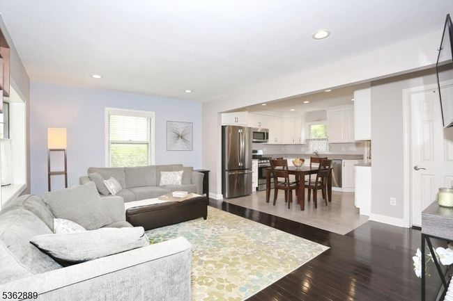 710 Paramus Rd, House other with 4 bedrooms, 1 bathrooms and null parking in Paramus NJ | Image 9
