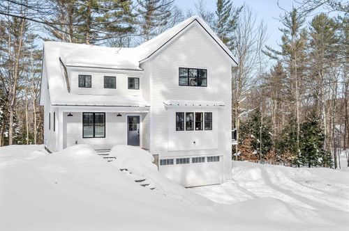 44 Pinnacle Point, Waterbury, VT, 05676 | Card Image