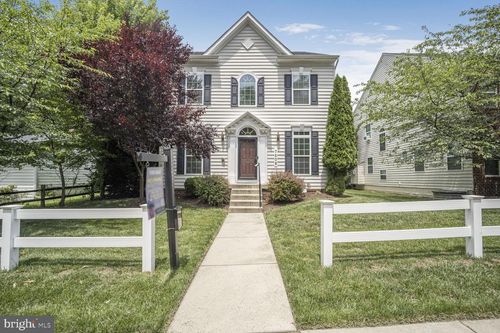7208 Cherry Ln, LAUREL, MD, 20707-9421 | Card Image