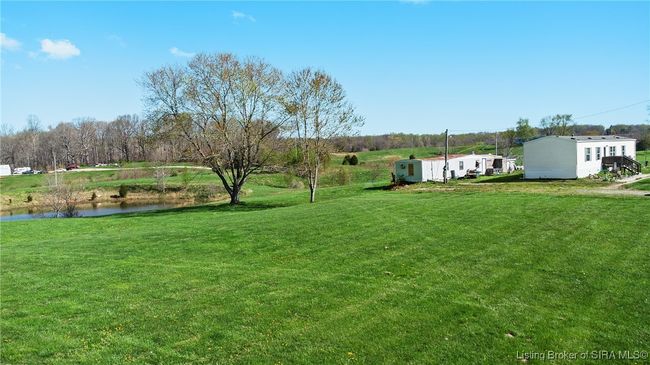 9409 S Horners Chapel Rd, Home with 3 bedrooms, 2 bathrooms and null parking in Pekin IN | Image 25