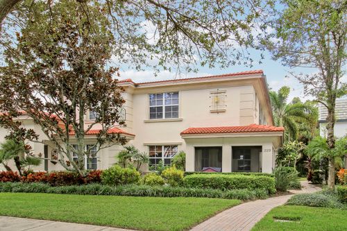 229 Evergrene Pkwy, Palm Beach Gardens, FL, 33410-1508 | Card Image