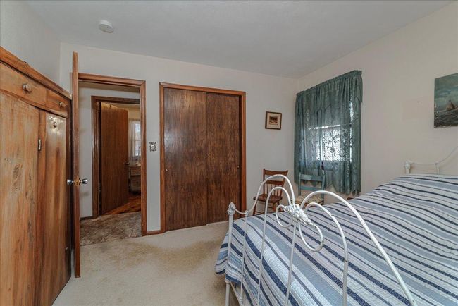 21-Bedroom 2 Closet | Image 21
