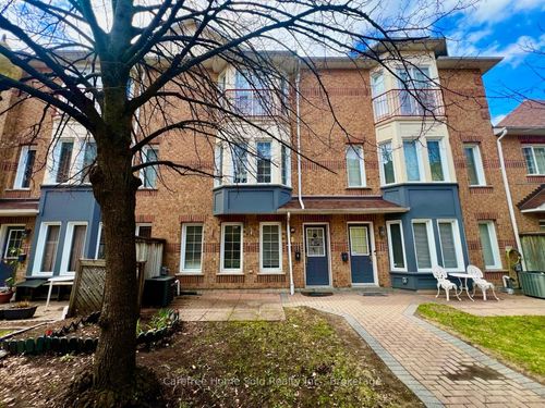 8-151 Townsgate Dr, Thornhill, ON, L4J8J7 | Card Image