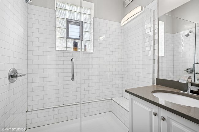 Bathroom with walk-in shower | Image 5