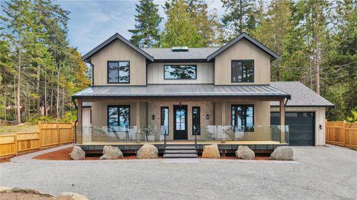 729 Berry Point Rd, Gabriola Island, BC, V0R1X1 | Card Image