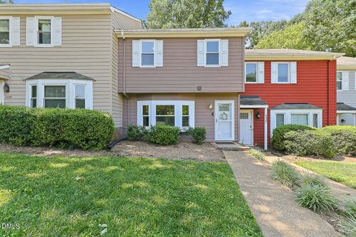 5435 Pine Top Cir, Raleigh, NC, 27612-2967 | Card Image