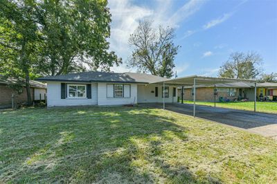 Spacious 3 bedroom/2 bath home in Baytown! | Image 1