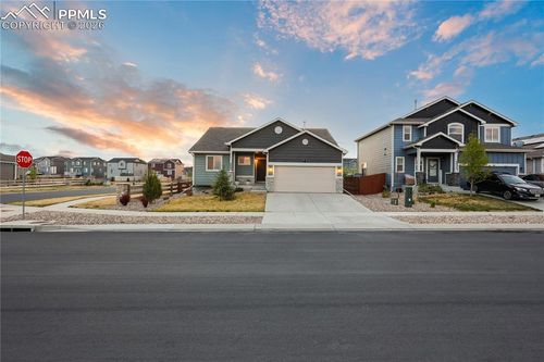 9902 Emerald Vista Dr, Peyton, CO, 80831-8390 | Card Image