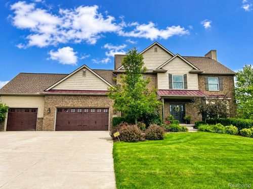 5264 Coulter Lake Blvd, Clarkston, MI, 48348-3190 | Card Image