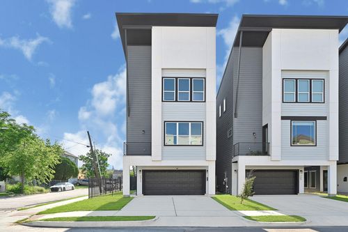 3313 Baer St, Houston, TX, 77020-6101 | Card Image