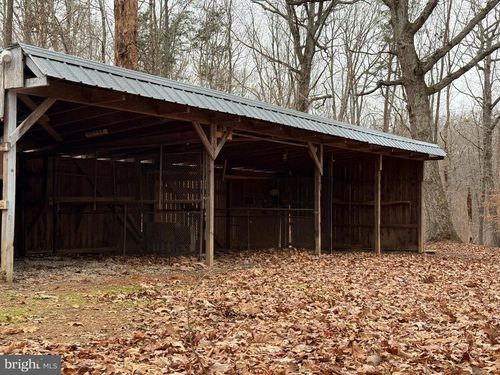 5323 Greatmeade Ln, Sumerduck, VA, 22742-1812 | Card Image