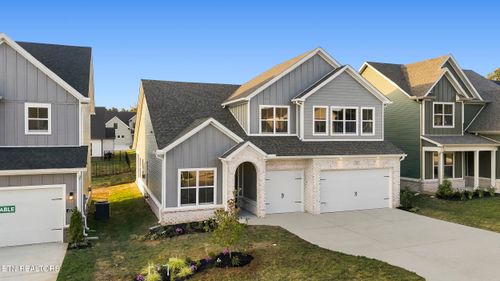 2575 Marshall Pass Rd, Knoxville, TN, 37932-3822 | Card Image