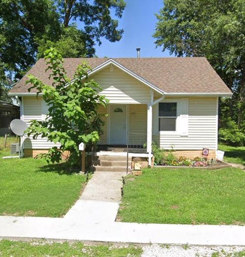 302 Watts Ave, FAYETTE, MO, 65248-1252 | Card Image