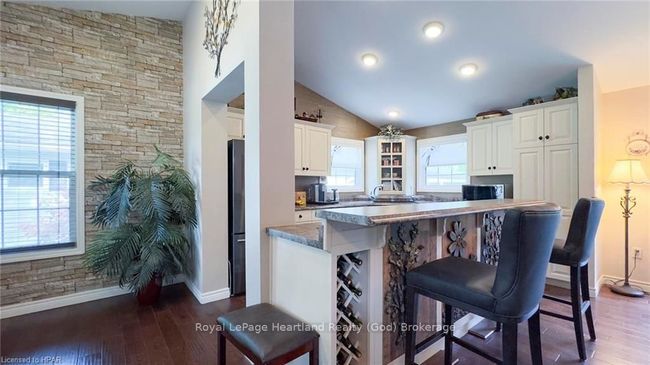 81396 Champlain Blvd, House other with 2 bedrooms, 2 bathrooms and 2 parking in Goderich ON | Image 9