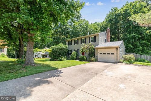 4283 Country Squire Ln, FAIRFAX, VA, 22032-1611 | Card Image