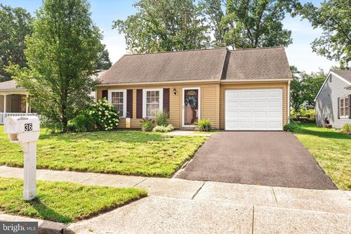 36 Saint Davids Pl, Southampton, NJ, 08088-1126 | Card Image