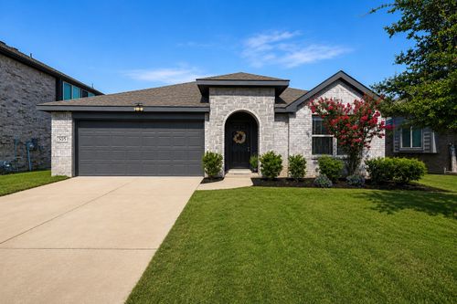 505 Bermuda Ave, Lancaster, TX, 75146-1816 | Card Image