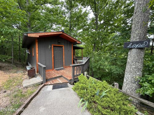 2-4355 Wilhite Rd, Cosby, TN, 37722-3943 | Card Image