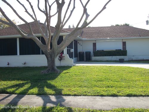 831 Edwards St Ne, Palm Bay, FL, 32905-5712 | Card Image