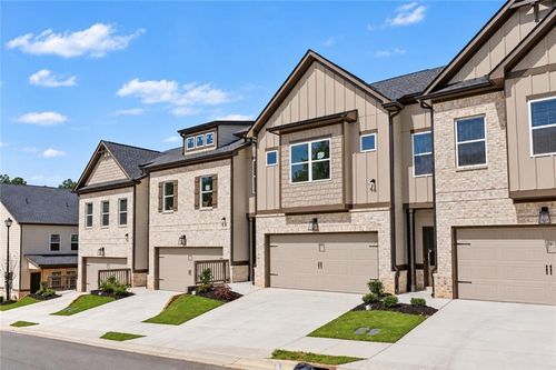 33-4353 Fern River Bnd, Norcross, GA, 30093-3554 | Card Image