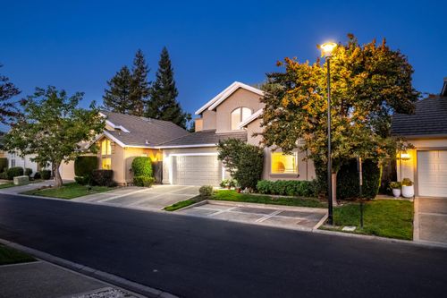 2315 Fallwater Ln, Carmichael, CA, 95608-7404 | Card Image