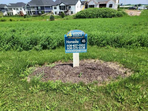 845 Valley Rd, DANE, WI, 53529-9526 | Card Image