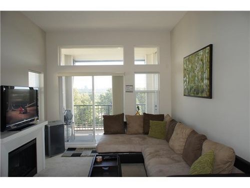 416-4768 Brentwood Dr, Burnaby, BC, V5C0C7 | Card Image