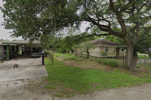 503 W Avenue E, Robstown, TX, 78380-2962 | Card Image