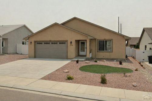 2218 Cliffmoor Ln, Pueblo, CO, 81008 | Card Image